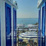 Bilovarazze With Terrace Lägenhet Varazze